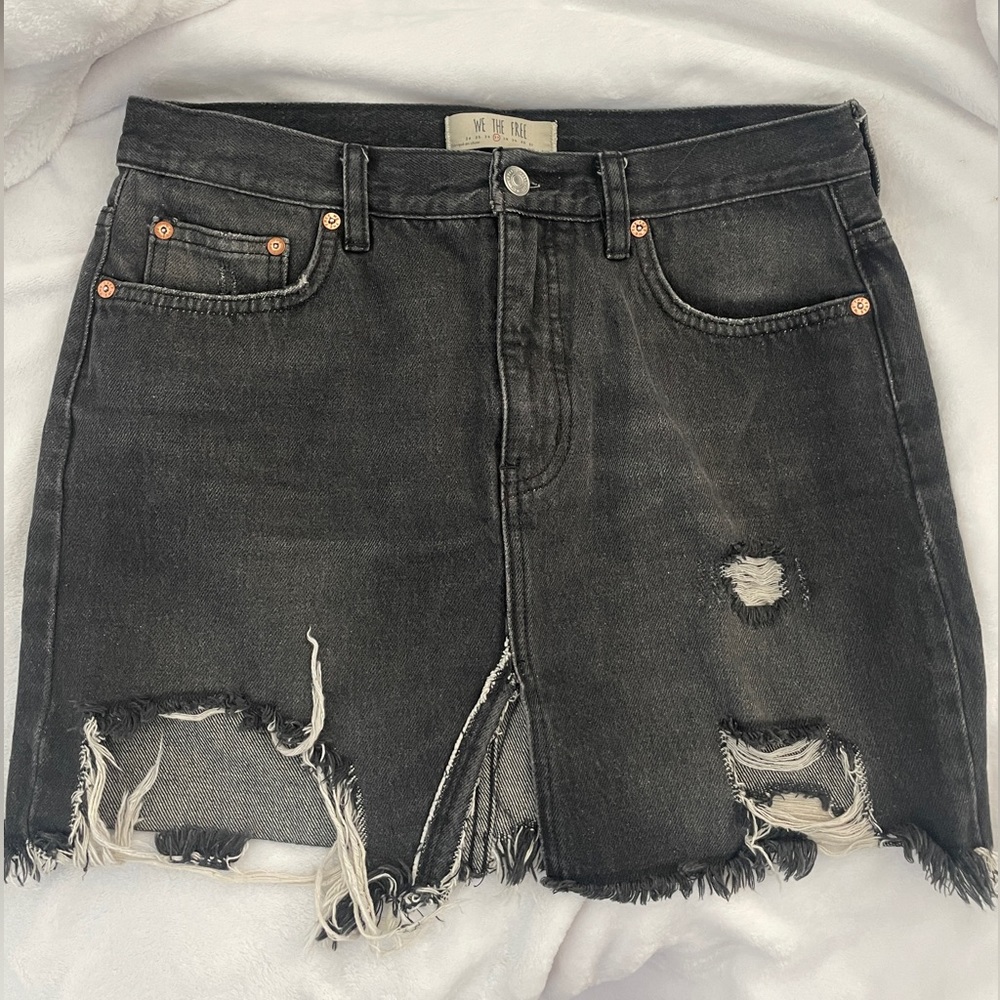 Free people ( We the Free), Size 27, Black/Grey Denim Skirt, Ripped vintage look
